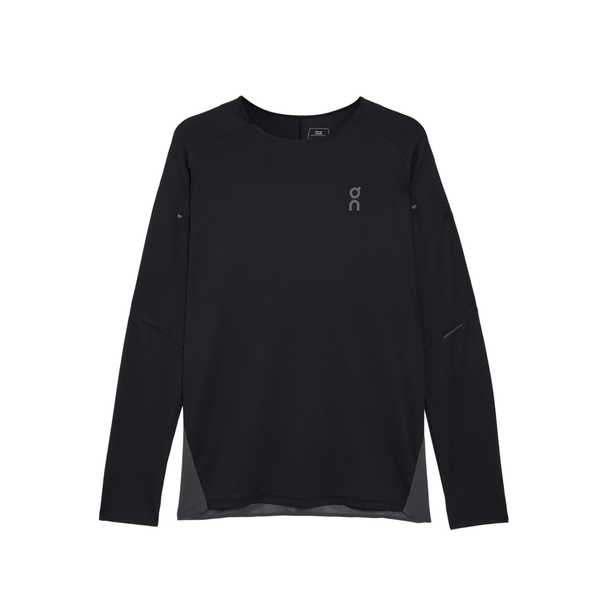 On Performance Long-T, Herre, Black/Eclipse er en langærmet sort sportstrøje til mænd med rund hals og et lille logo øverst til venstre på brystet, vist på en almindelig hvid baggrund.
