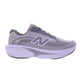 Et sidebillede af den grå New Balance Freshfoam Ellipse, Dame, Digital Mist viser et stort N-logo, en tyk støddæmpende sål og en åndbar overdel i mesh.