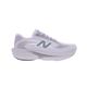 Et par New Balance Freshfoam Ellipse-løbesko til kvinder i farven Horizon Grey med overdel i mesh, gråt N-logo og en tyk, stødabsorberende sål, fotograferet på en ensfarvet hvid baggrund.