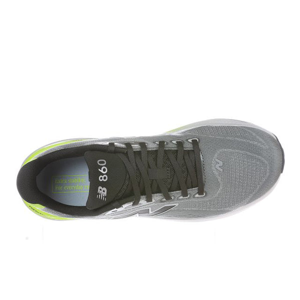 New Balance Freshfoam X 860 V15 Herre i Slate Grey set oppefra med sorte snørebånd, et hvidt og sølvfarvet N-logo, FreshFoam X 860 på pløsen og neongule detaljer ved hælen, der giver stilfuld stabilitet.