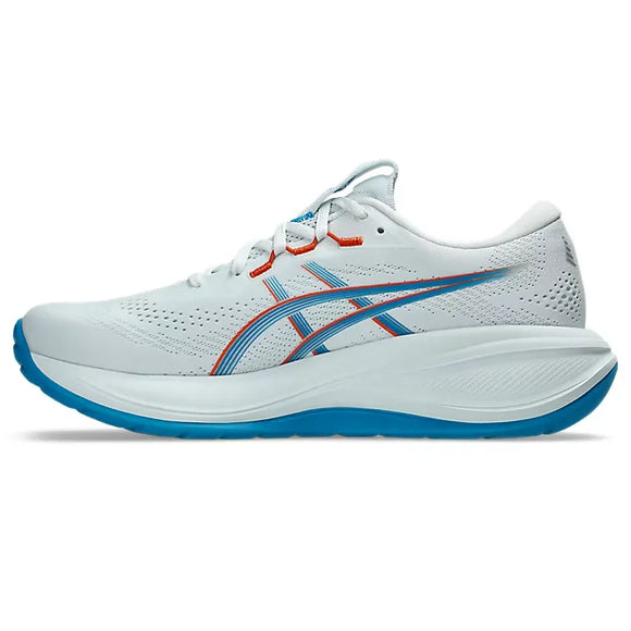 Asics Gel-Cumulus 28, Herre i Arctic Blue/Aegean Blue er en neutral løbesko med overdel i mesh, støddæmpende sål og blå ydersål, vist i sideprofil mod højre.