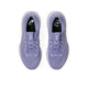 Et par Asics Gel-Cumulus 28 Dame løbesko i Bluebell/White vises ovenfra på en hvid baggrund, der fremhæver mesh-overdelen, snørebåndene og ASICS-logoerne på tungen og siden.