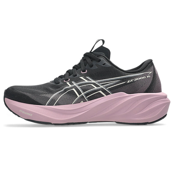 ASICS GT-2000 15 i sort/taro-lilla er en stabilitetssko, der er designet til at give optimal støtte. Denne løbesko til kvinder har en sort og grå overdel med hvide detaljer, en tyk lyserød sål og det karakteristiske ASICS-logo på siden samt et snøredesign.