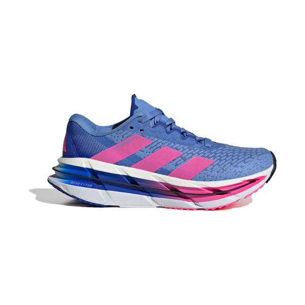 Adidas Adistar Byd løbesko dame i Blufus/Lucpnk/Lucblu har pink og lilla accenter, tre pink sidestriber, en polstret sål med blå-pink gradienter og en tekstureret overdel for forbedret komfort.