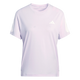 Adidas Adi365 Running Tee til kvinder i Icelav er en lyslilla kortærmet t-shirt med rund hals, lille hvidt Adidas-logo på venstre bryst og tre hvide striber på hvert ærme, vist på en almindelig hvid baggrund.