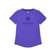 Saysky Logo Combat Pro T-shirt, Dame, Purple er en kortærmet løbe t-shirt med rund hals og en stor mørk stjerne og "SAYSKY COPENHAGEN" på forsiden. Den er åndbar med et enkelt figursyet design og en let buet kant.