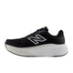 New Balance Freshfoam More V6 Dame i sort set fra siden med et stort hvidt N-logo, tyk polstret mellemsål for maksimal komfort, overdel i mesh, lavprofildesign og sort ydersål.