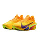 Et par Nike Alphafly Next% 3 Herre løbesko i Laser Orange/Indigo Burst-Citron Pulse med et levende, moderne design med synlig støddæmpning og detaljer i mellemsålen med gradient.