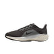 Nike Pegasus 41, Herre, Medium Ash/Black-Pure Platinum har en overdel i mesh, hvid sål og sort swoosh-logo med responsiv React-skum, vist i sideprofil på en hvid baggrund.
