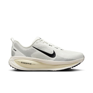 Vomero 18, Herre, Summit White/Black-Coconut Milk