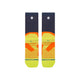 Stance Pace Light Crew, unisex, Turbulence-sokker med marineblå overdel, et orange bånd, en gul underdel med gule vandrette striber samt Stance FreshTek let kompression.