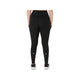 Der ses en person set bagfra, iført ASICS Road Winter High Waist Tights til kvinder i farven Performance Black, kombineret med sort-hvide sneakers, stående foran en ensfarvet hvid baggrund.