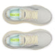 Oversigtsbillede af et par Saucony Hurricane 26 dame-løbesko i farvekombinationen Quartz/Swede, med cremefarvede snørebånd, overdel i mesh og mintgrønne MAX CUSHION-indlægssåler. Disse stabiliserende løbesko er placeret side om side på en hvid baggrund.