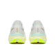 Et par Saucony Endorphin Speed 5, White/Tender dame løbesko set bagfra med gule og grønne såler, blågrønne accenter, gråstribede sidedetaljer og Speedroll-teknologi for forbedret performance.