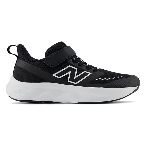 New Balance Fresh Foam 625 PT Børn i sort/hvid har en overdel i mesh, hvid sål, N-logo på siden, snørebånd foran og velcrorem - komfortable sneakers, der er perfekte til aktive børn.