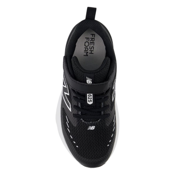 New Balance Fresh Foam 625 PT for børn i sort/hvid har N-logoer, 625 på tungen og FRESH FOAM på indersålen - ideel til dem, der søger komfortable sneakers og Fresh Foam sko.