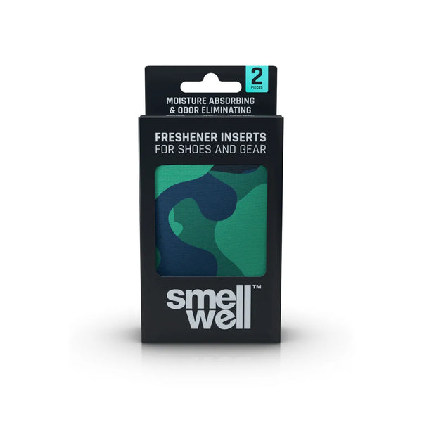 SmellWell Original, Unisex, Camo Green fra Smellwell - to indlæg til sko og udstyr med et grønt/blåt camo-design. Emballagen fremhæver fugtabsorbering og lugtfjernelse med aktiv kul.