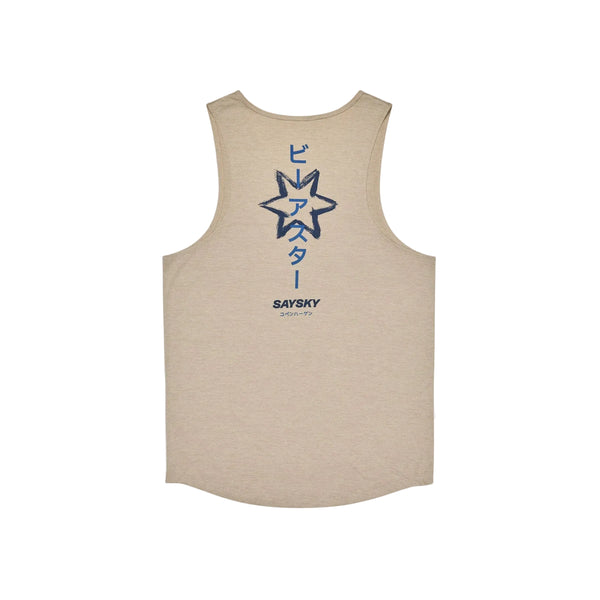 Statement Combat Pro Singlet, herre, sandfarvet fra Saysky, set bagfra med blå japanske tegn, et stjerne-mønster og SAYSKY-logoet under motivet for optimal åndbarhed.