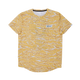 Saysky Tiger Combat T-Shirt til mænd i Yellow Camo har korte ærmer, et hvidt abstrakt mønster og et lille rektangulært SAYSKY-logo på venstre bryst. Denne stilfulde løbe t-shirt er vist fladt på en hvid baggrund.