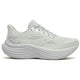 Saucony Triumph 24, Dame, Cast er en lysegrå sportssneaker med overdel i mesh, snørelukning, tyk struktureret sål, fremragende støddæmpning, diskret logodesign og ventilationsdetaljer på siden.