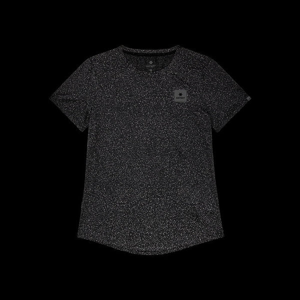 Saysky Universe Combat T-Shirt, Dame, Black Universe, har korte ærmer, et diskret prikket design og en lille logopatch på venstre bryst - ideel som hurtigtørrende løbe t-shirt dame.