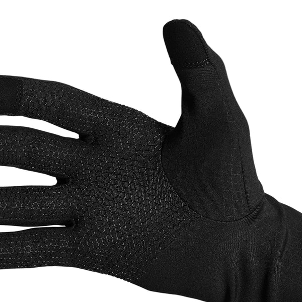 Et nærbillede af Saysky Combat Gloves, Unisex, Black, fremhæver håndfladen og fingrene med strukturerede, skridsikre grebsmønstre i et elastisk, tætsiddende materiale.