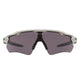 Et par Oakley Radar EV Path unisex-solbriller med stålstel og Prizm Road Jade-glas i ét stykke, designet til atletisk brug.