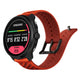 Et Suunto Race 2 Coral Orange AMOLED GPS Sportsur viser træningszoner og tider på sin runde skærm. Det perforerede, koralorange armbånd og metalspændet er synlige, mens uret vender let mod venstre. Avancerede multibånds-GPS-funktioner sikrer præcis sporing under alle aktiviteter.