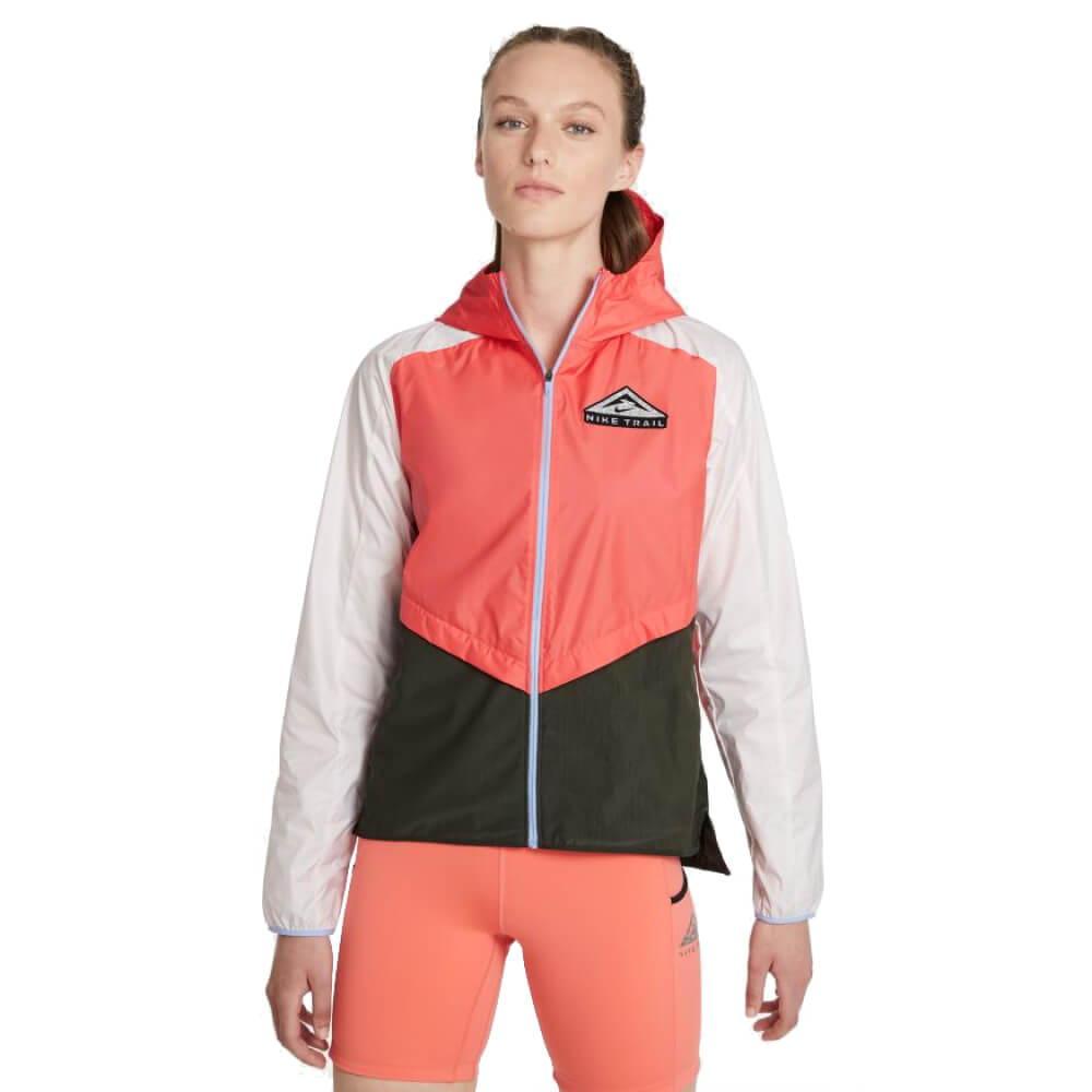 krigsskib kravle Presenter Nike Shield Trail Run Jacket I Vindtæt og Vandtæt Løbejakke fra Nike I  Marathon Sport